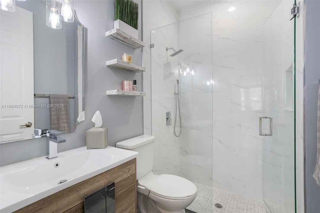 For Rent: $8,250 (5 beds, 3 baths, 3348 Square Feet)