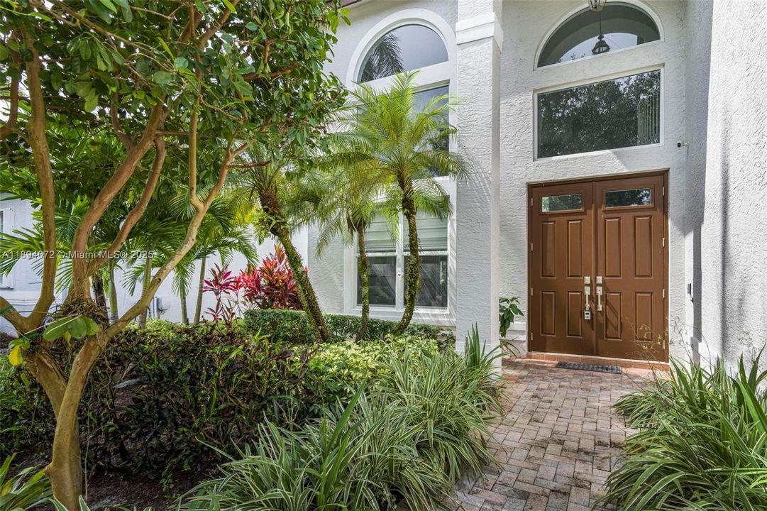 For Rent: $8,250 (5 beds, 3 baths, 3348 Square Feet)