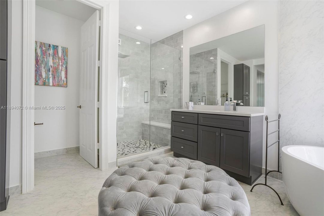 For Rent: $8,250 (5 beds, 3 baths, 3348 Square Feet)