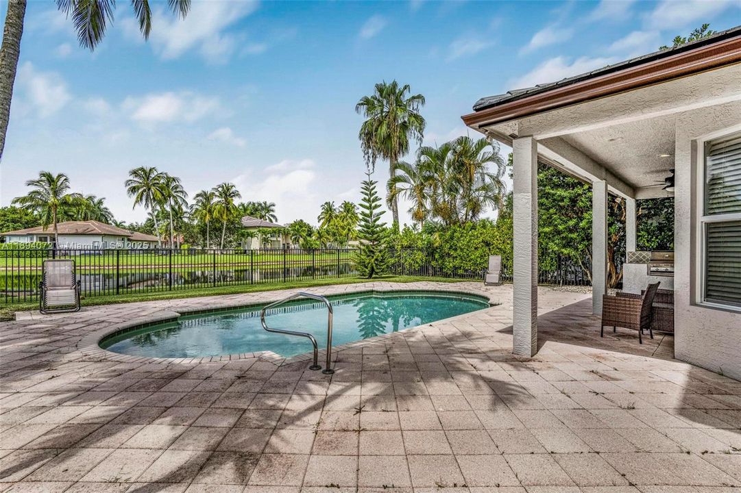 For Rent: $8,250 (5 beds, 3 baths, 3348 Square Feet)