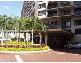 待售: $315,000 (1 贝兹, 1 浴室, 780 平方英尺)