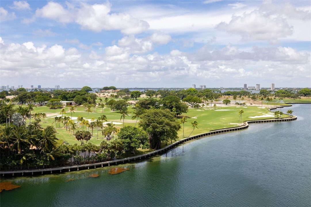 На продажу: $395,000 (1 спален, 2 ванн, 1150 Квадратных фут)