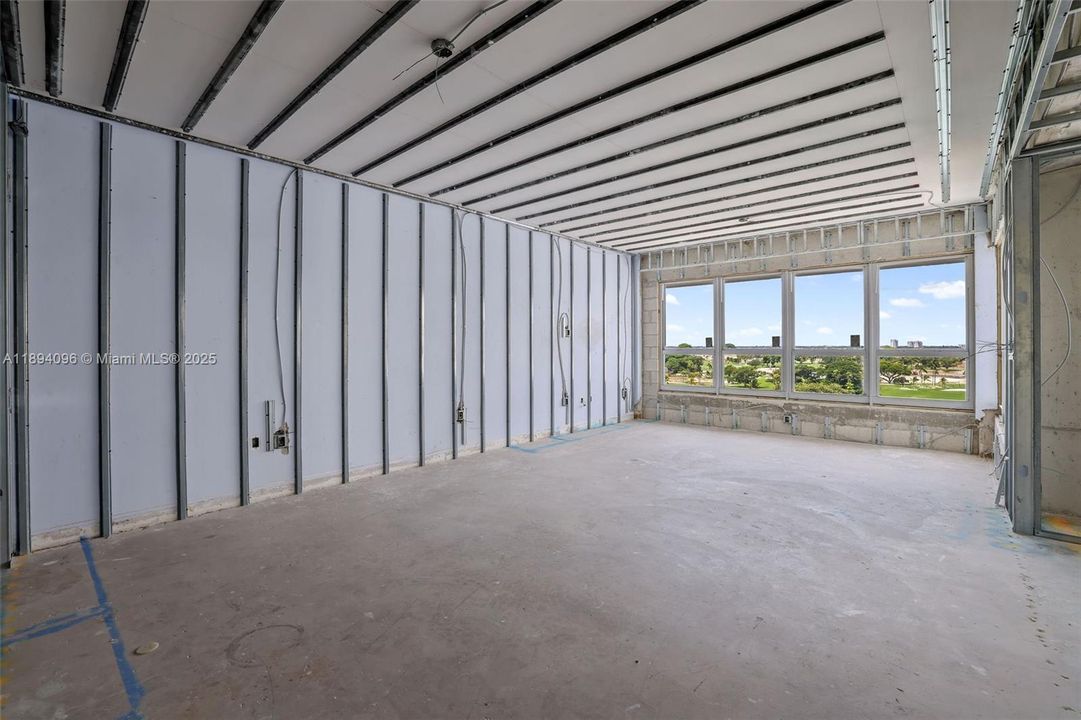 На продажу: $395,000 (1 спален, 2 ванн, 1150 Квадратных фут)