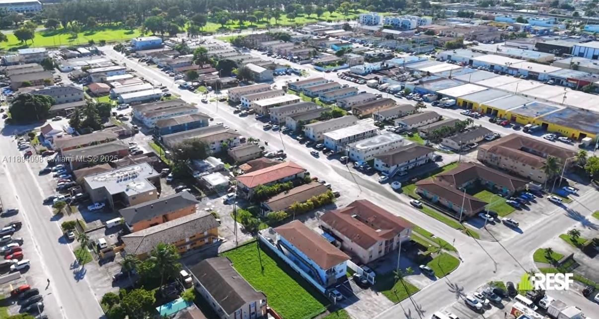 待售: $729,000 (0 贝兹, 0 浴室, 1627 平方英尺)