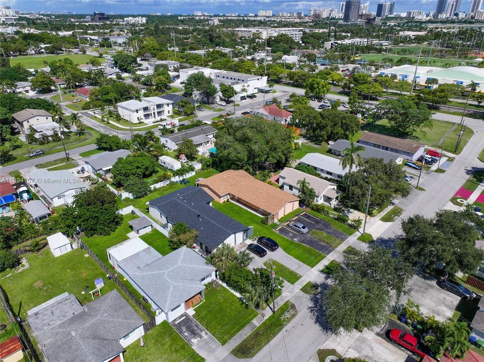 合同活跃: $595,000 (0 贝兹, 0 浴室, 2654 平方英尺)