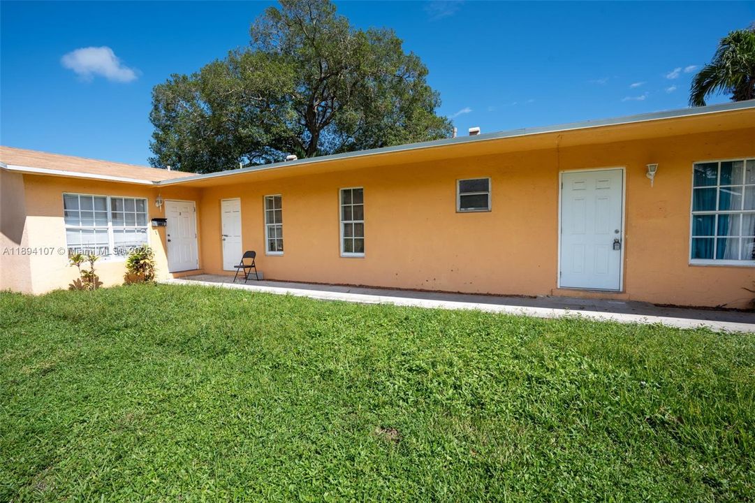 合同活跃: $595,000 (0 贝兹, 0 浴室, 2654 平方英尺)