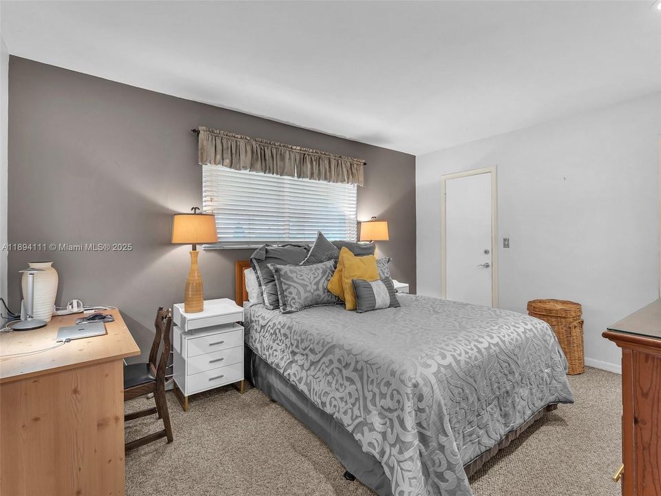 Active With Contract: $749,000 (3 beds, 2 baths, 1400 Square Feet)