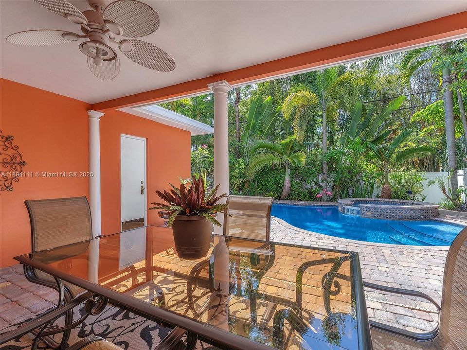 Active With Contract: $749,000 (3 beds, 2 baths, 1400 Square Feet)