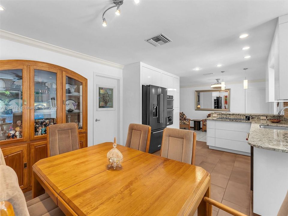 Active With Contract: $749,000 (3 beds, 2 baths, 1400 Square Feet)