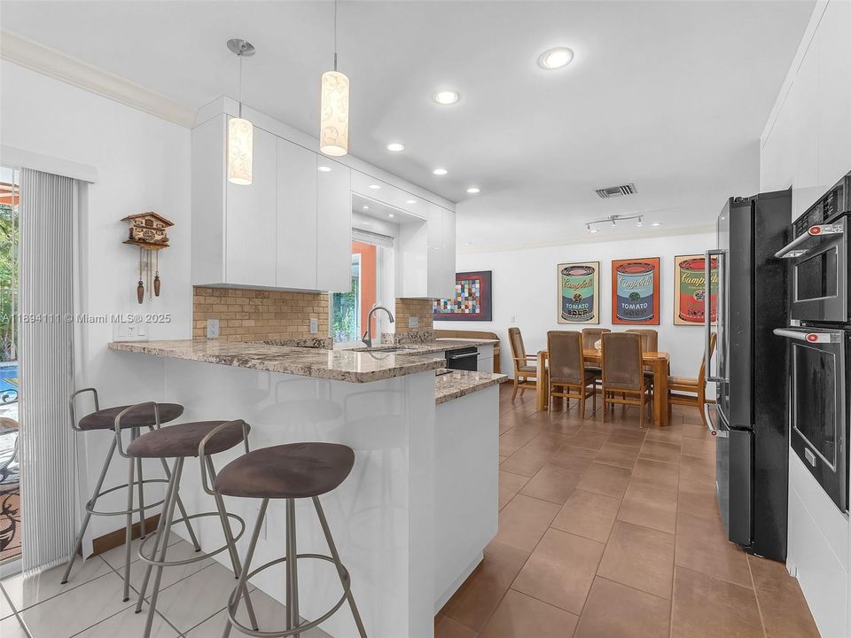 Active With Contract: $749,000 (3 beds, 2 baths, 1400 Square Feet)