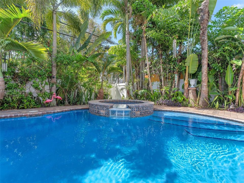 Active With Contract: $749,000 (3 beds, 2 baths, 1400 Square Feet)