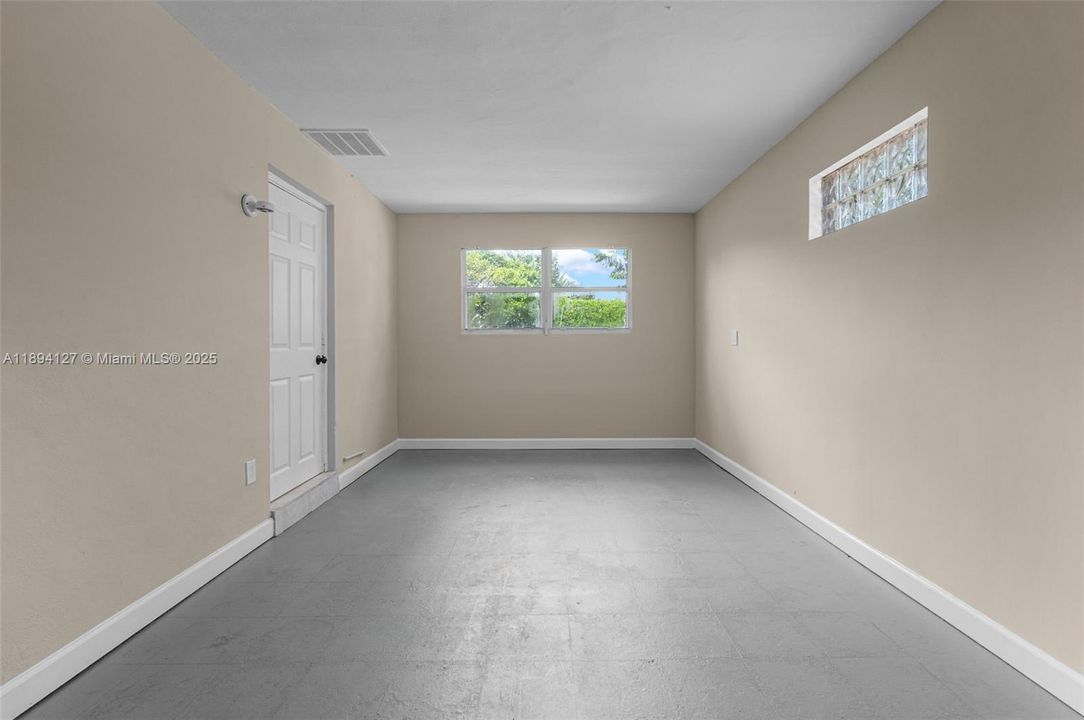 Active With Contract: $820,000 (3 beds, 2 baths, 1738 Square Feet)