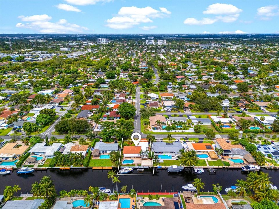 Active With Contract: $820,000 (3 beds, 2 baths, 1738 Square Feet)