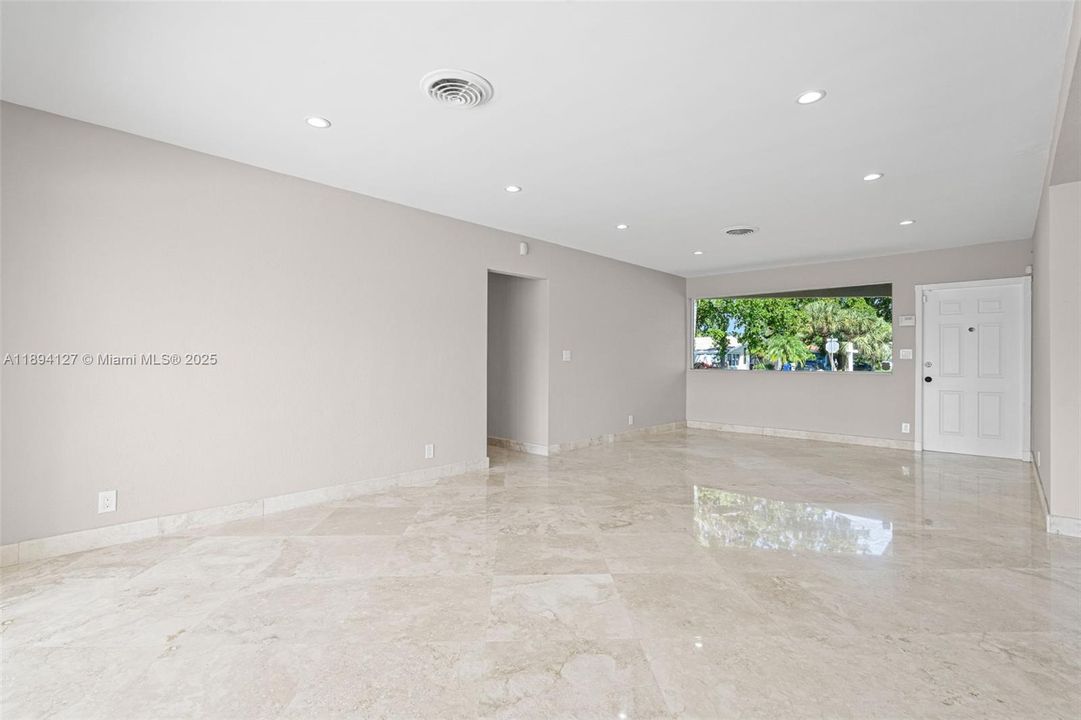 Active With Contract: $820,000 (3 beds, 2 baths, 1738 Square Feet)