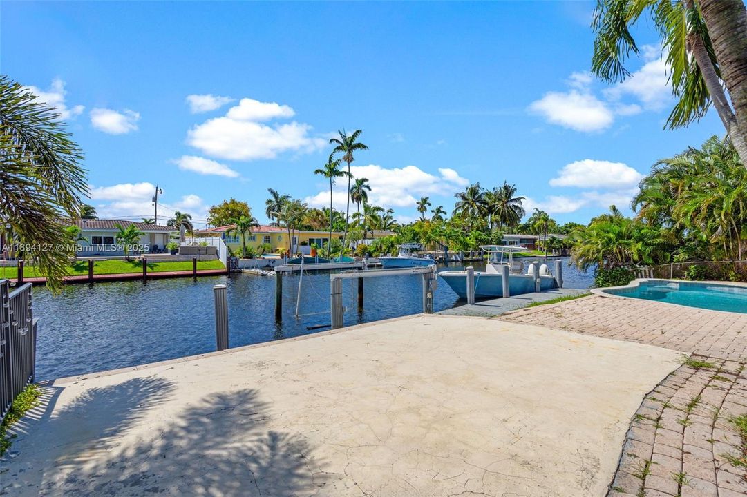 Active With Contract: $820,000 (3 beds, 2 baths, 1738 Square Feet)