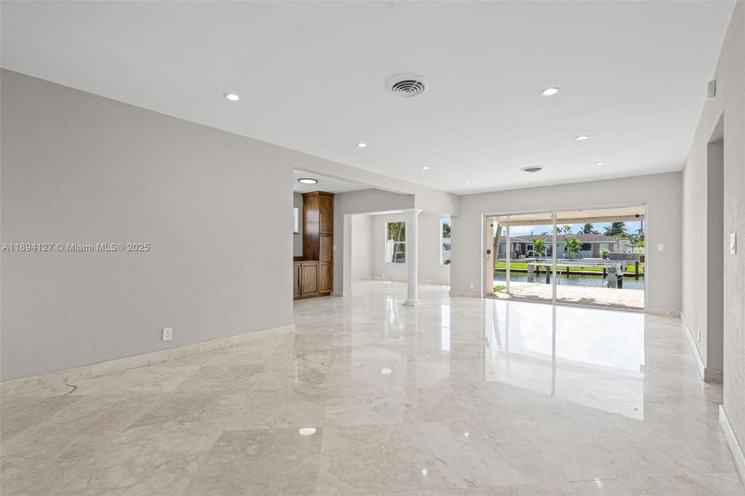 Active With Contract: $820,000 (3 beds, 2 baths, 1738 Square Feet)