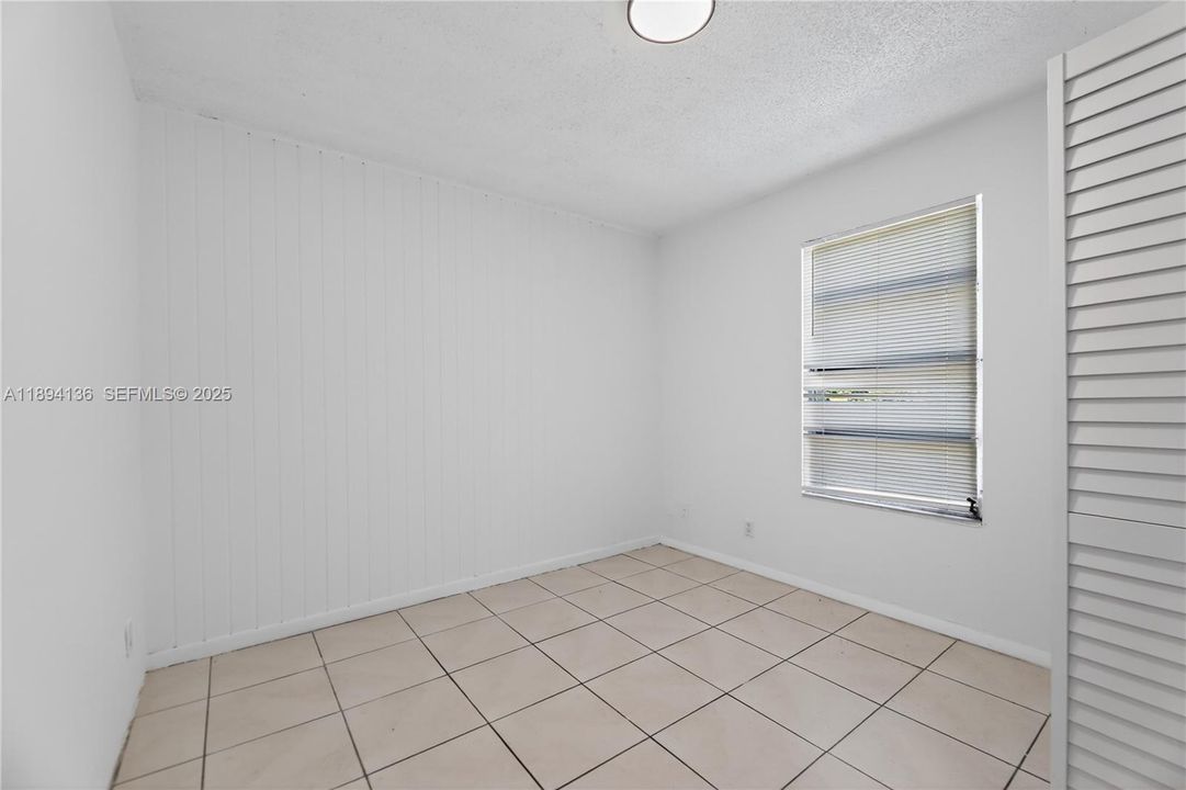 出租: $3,100 (4 贝兹, 2 浴室, 3152 平方英尺)