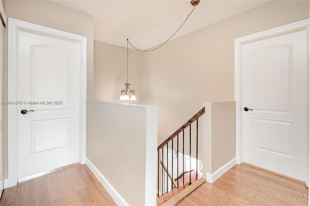 Active With Contract: $3,650 (3 beds, 2 baths, 1639 Square Feet)