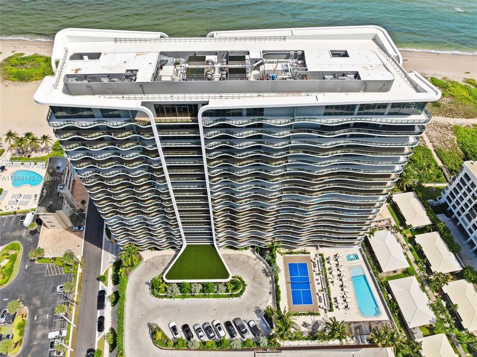 В аренду: $16,000 (2 спален, 2 ванн, 1700 Квадратных фут)