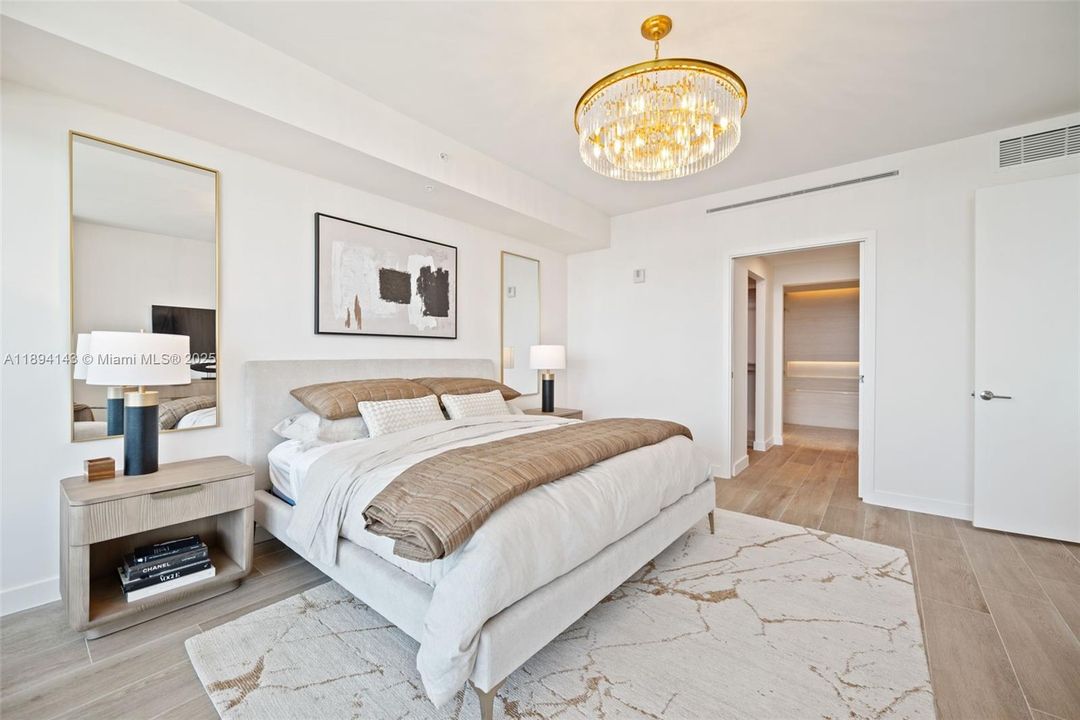 В аренду: $16,000 (2 спален, 2 ванн, 1700 Квадратных фут)