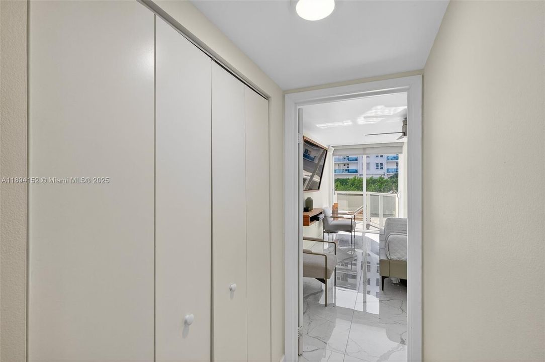 Recientemente alquilado: $6,400 (2 camas, 2 baños, 1368 Pies cuadrados)