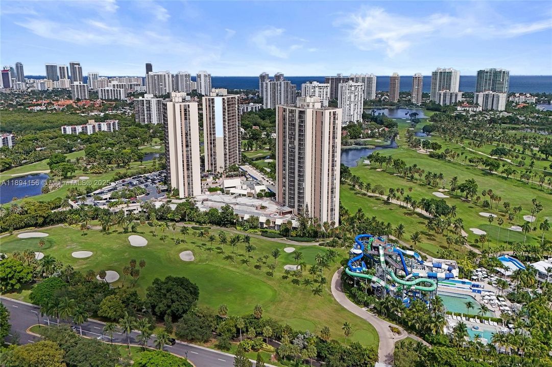 待售: $360,000 (3 贝兹, 2 浴室, 1330 平方英尺)