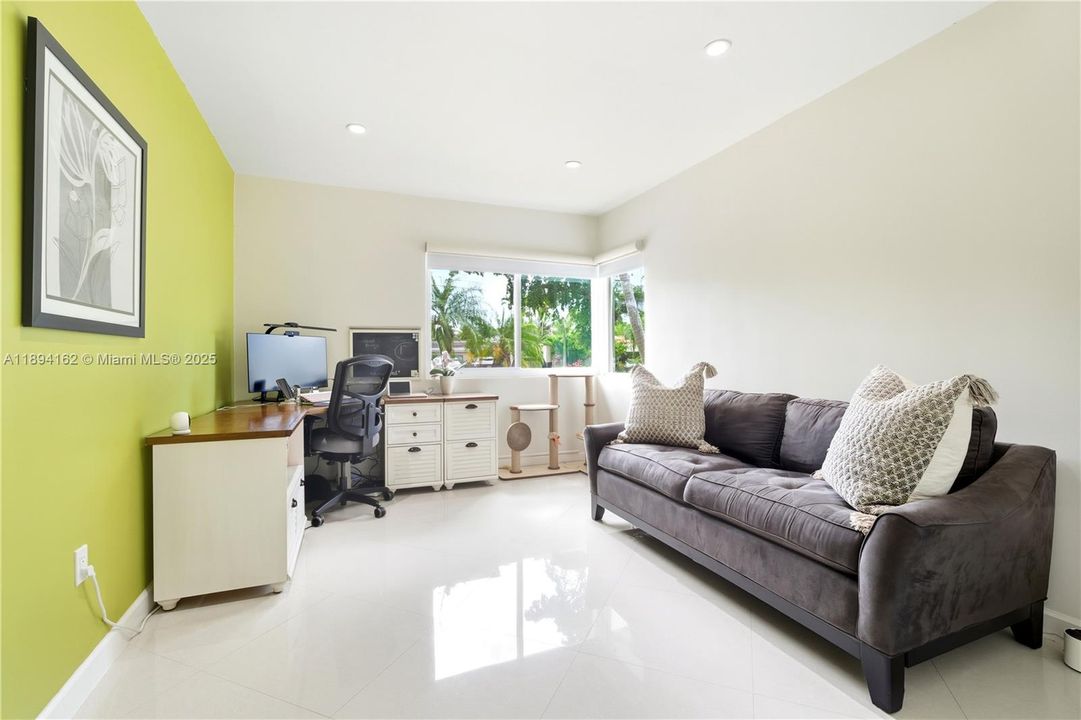 Active With Contract: $1,640,000 (4 beds, 3 baths, 2258 Square Feet)