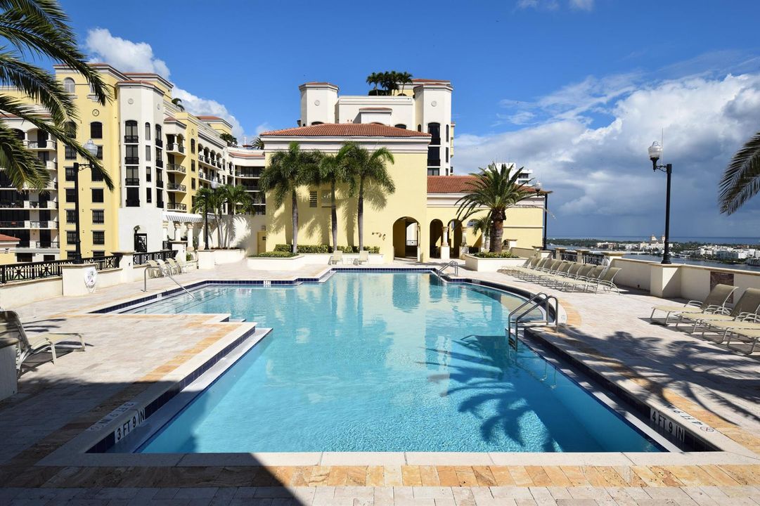 HEATED POOL
