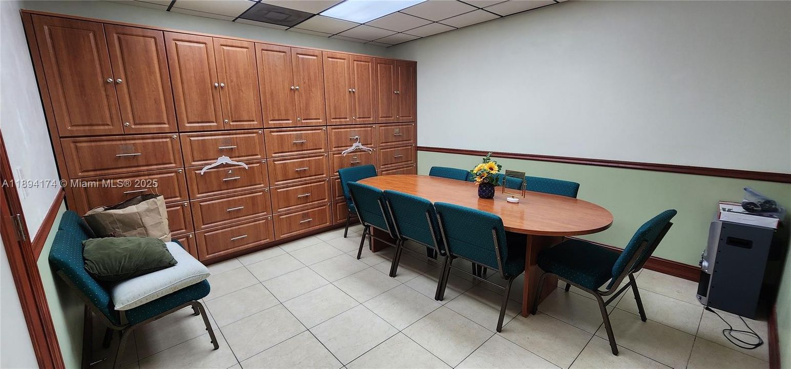 Recently Rented: $3,900 (0 beds, 0 baths, 0 Square Feet)