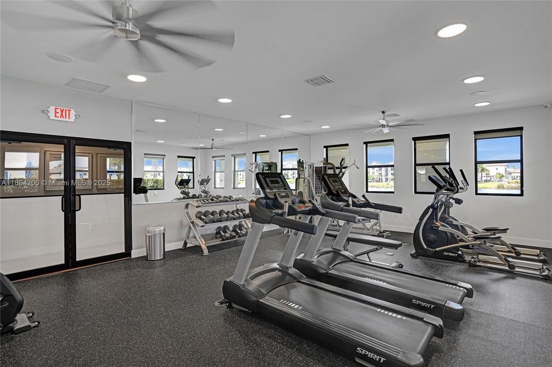 На продажу: $485,900 (3 спален, 2 ванн, 1344 Квадратных фут)