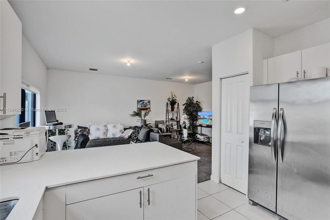 На продажу: $485,900 (3 спален, 2 ванн, 1344 Квадратных фут)