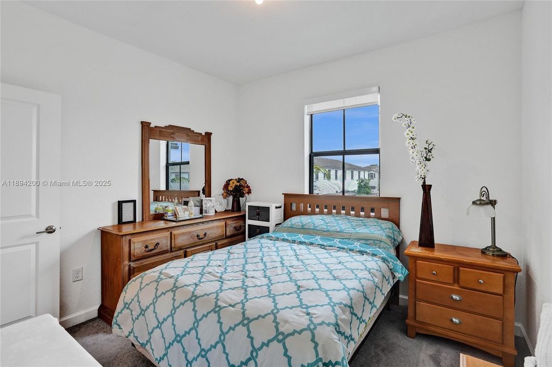 На продажу: $485,900 (3 спален, 2 ванн, 1344 Квадратных фут)