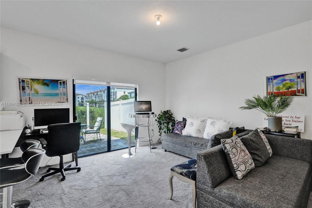 На продажу: $485,900 (3 спален, 2 ванн, 1344 Квадратных фут)