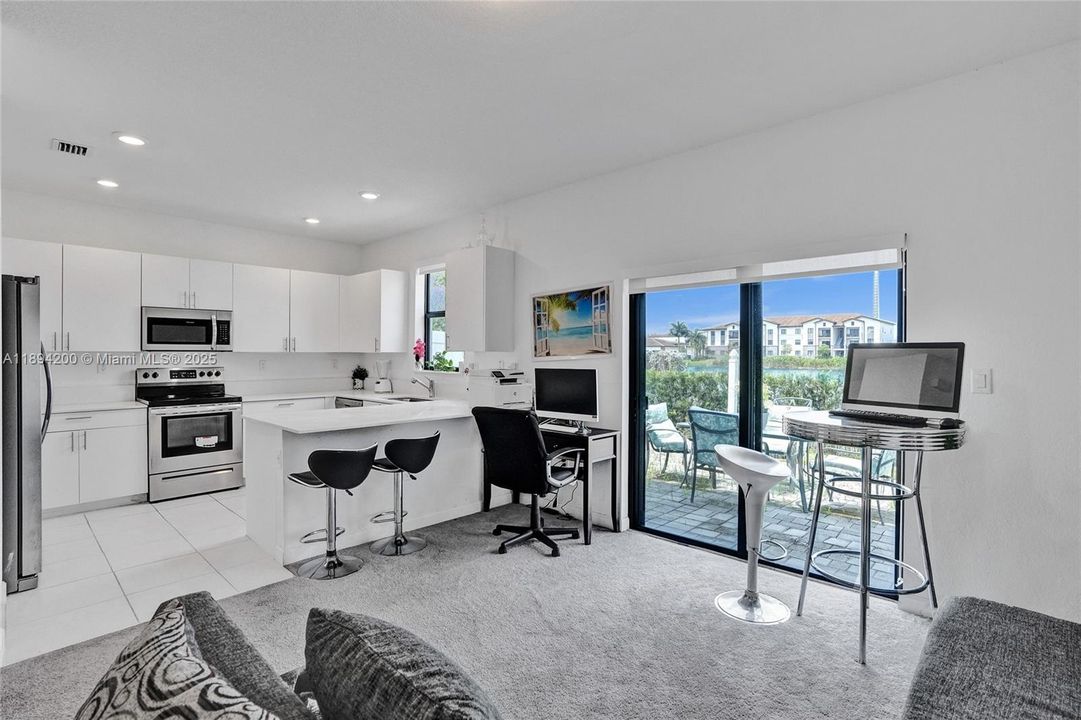 На продажу: $485,900 (3 спален, 2 ванн, 1344 Квадратных фут)