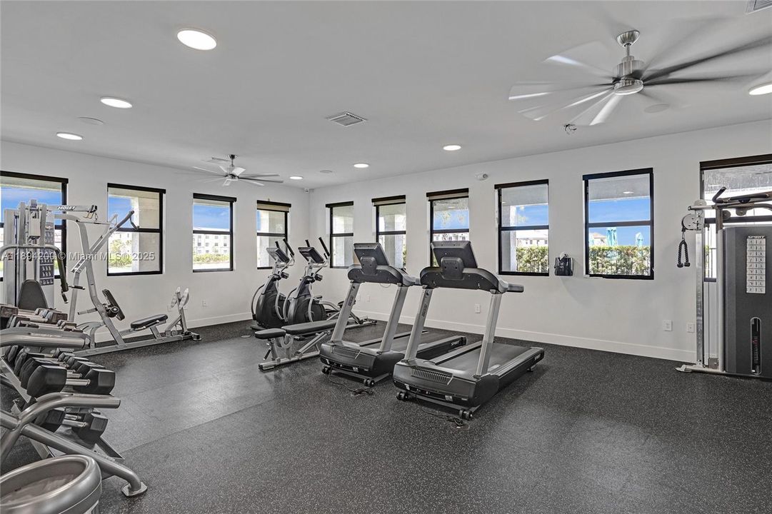 На продажу: $485,900 (3 спален, 2 ванн, 1344 Квадратных фут)