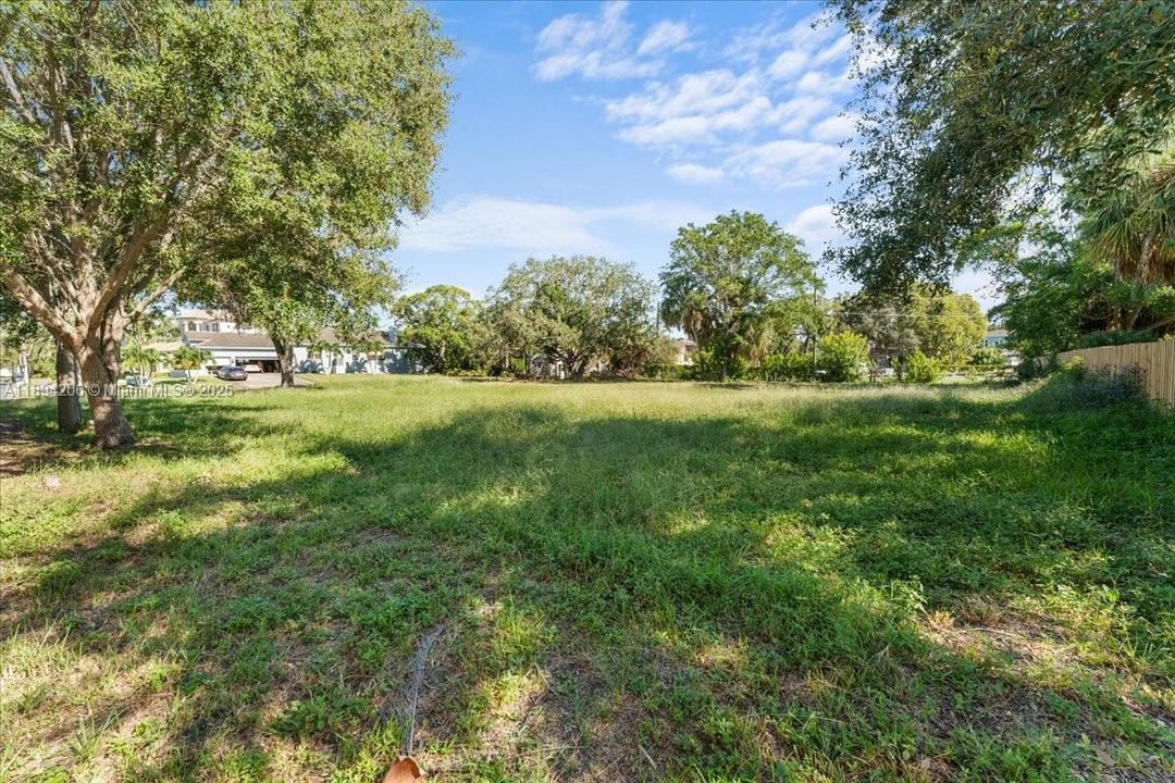 For Sale: $480,000 (0.22 acres)