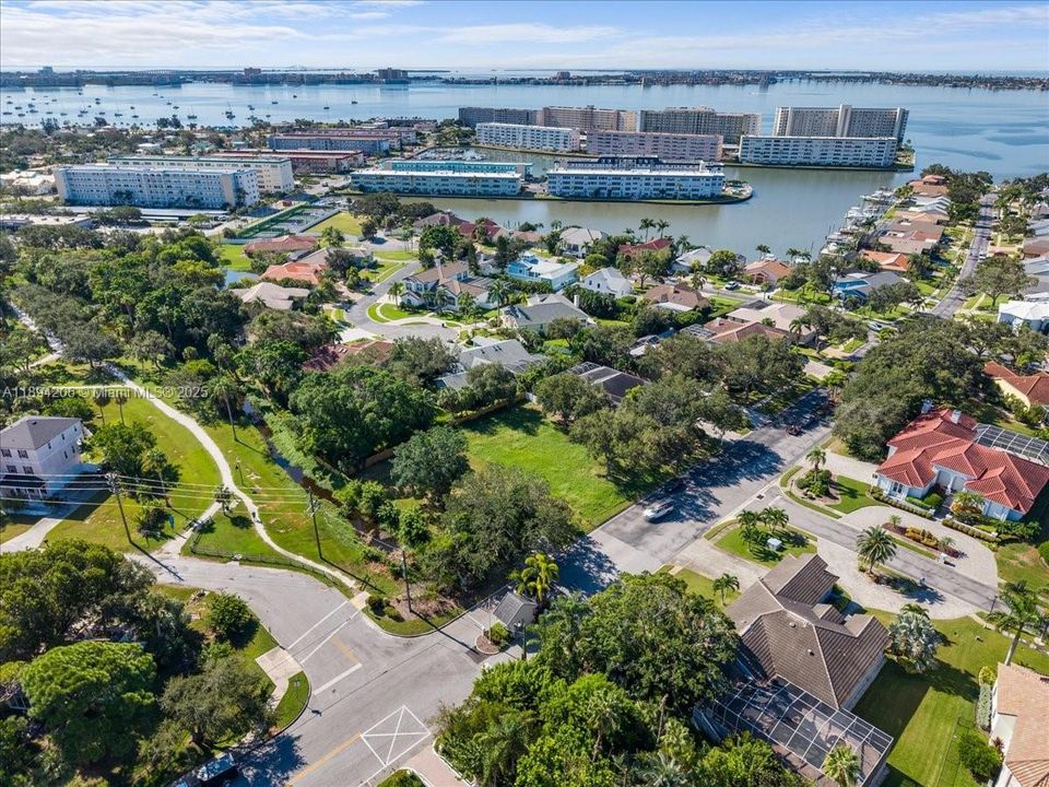 For Sale: $480,000 (0.22 acres)