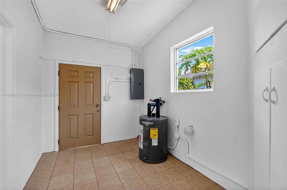 For Sale: $1,299,000 (0 beds, 0 baths, 2835 Square Feet)