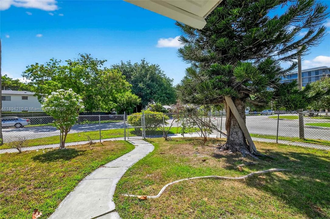 For Sale: $1,299,000 (0 beds, 0 baths, 2835 Square Feet)