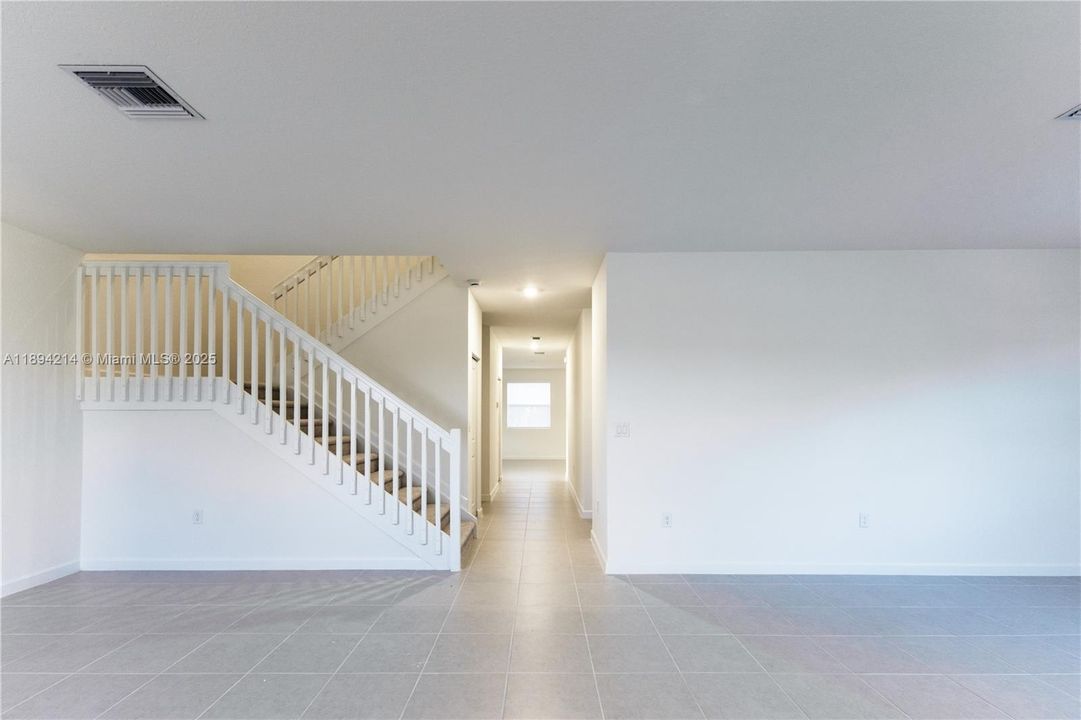 Recently Rented: $5,200 (5 beds, 4 baths, 3486 Square Feet)