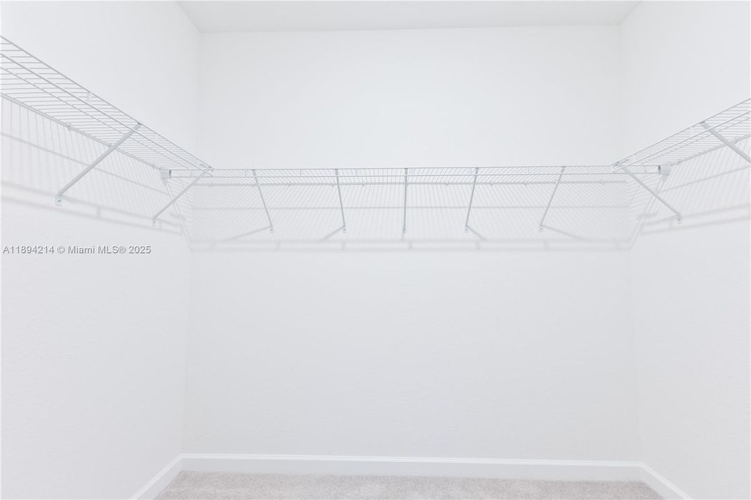 Recently Rented: $5,200 (5 beds, 4 baths, 3486 Square Feet)