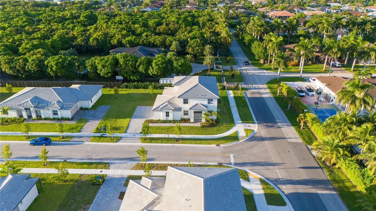 Recently Rented: $5,200 (5 beds, 4 baths, 3486 Square Feet)