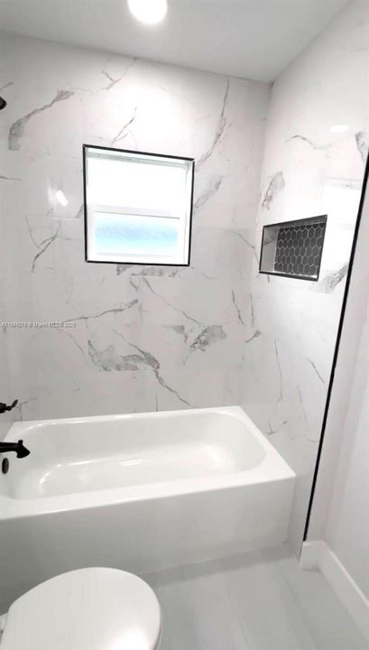 For Sale: $355,000 (4 beds, 3 baths, 1707 Square Feet)