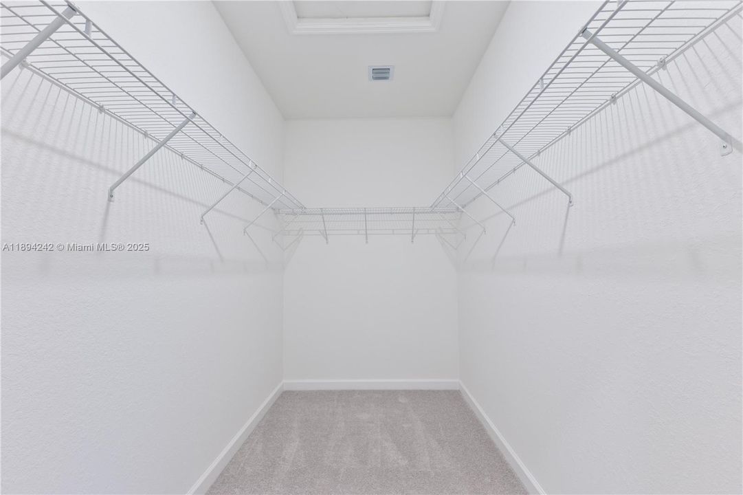 En Venta: $1,200,000 (5 camas, 4 baños, 0 Pies cuadrados)