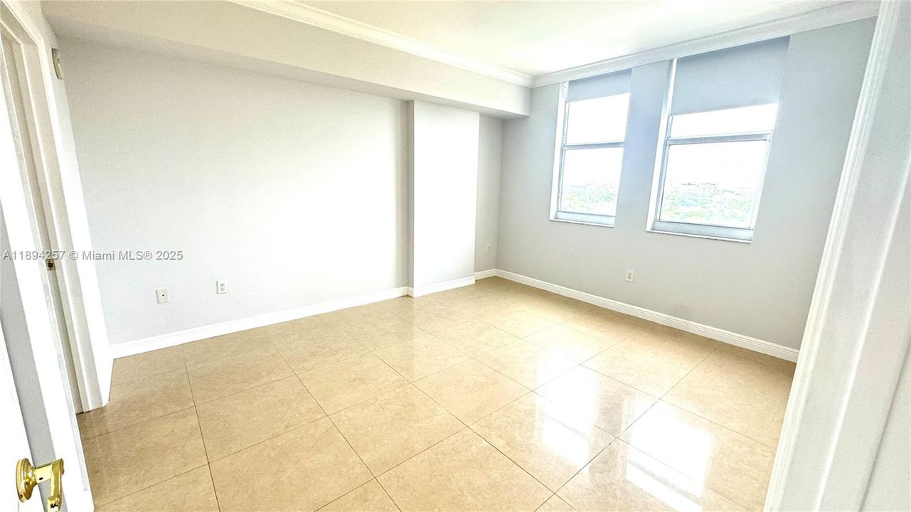 Active With Contract: $4,500 (3 beds, 2 baths, 1125 Square Feet)