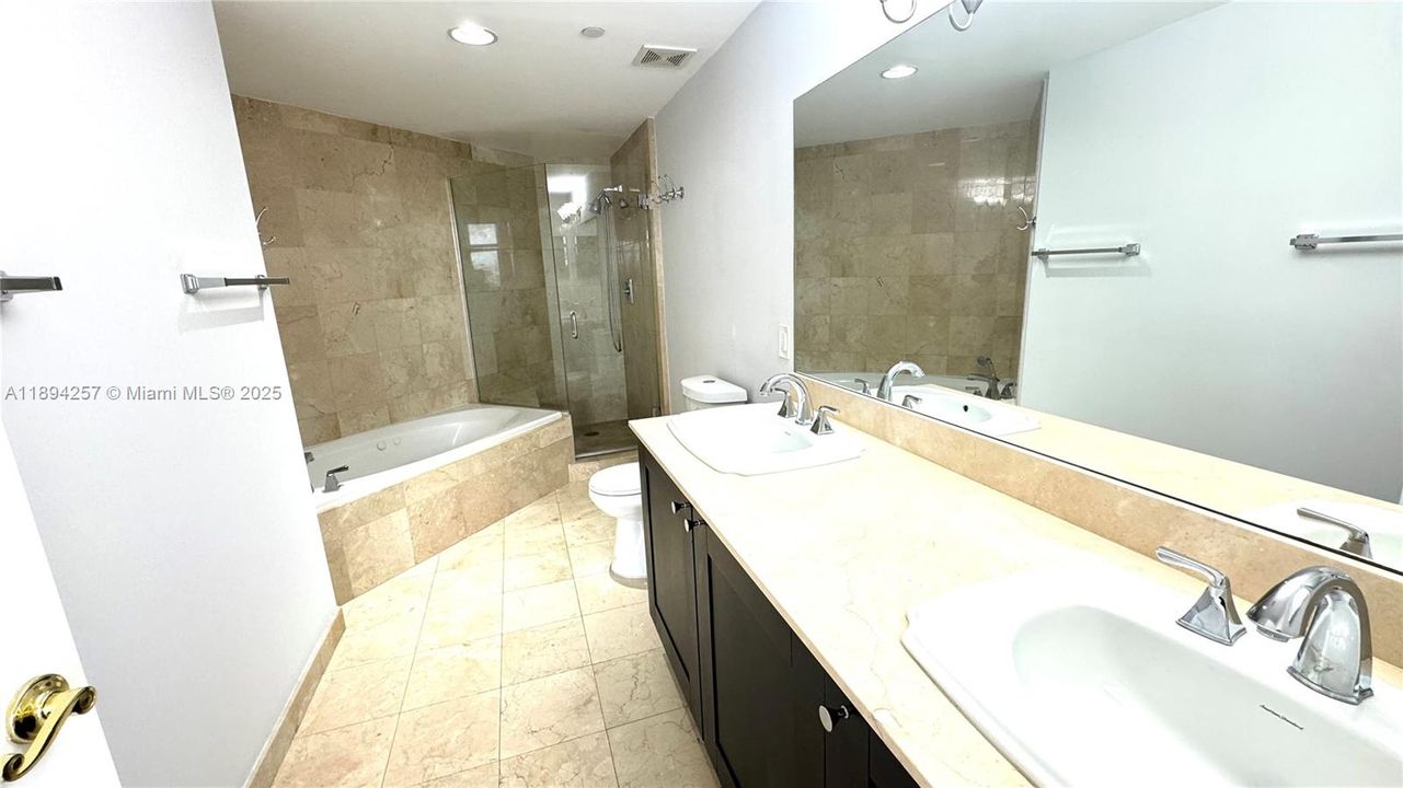 Active With Contract: $4,500 (3 beds, 2 baths, 1125 Square Feet)