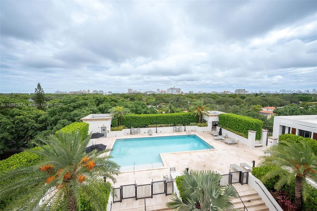 Active With Contract: $4,500 (3 beds, 2 baths, 1125 Square Feet)