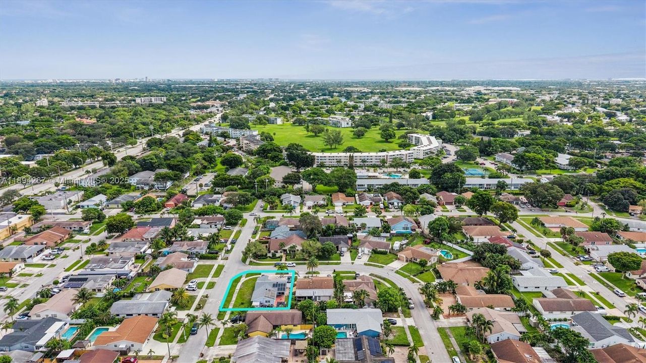 合同活跃: $515,000 (3 贝兹, 2 浴室, 1309 平方英尺)