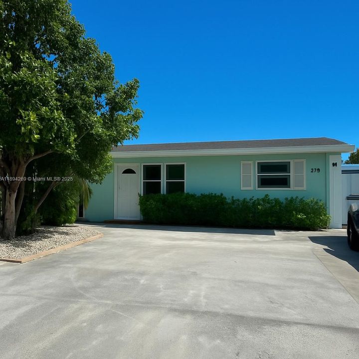 На продажу: $599,000 (3 спален, 2 ванн, 1358 Квадратных фут)