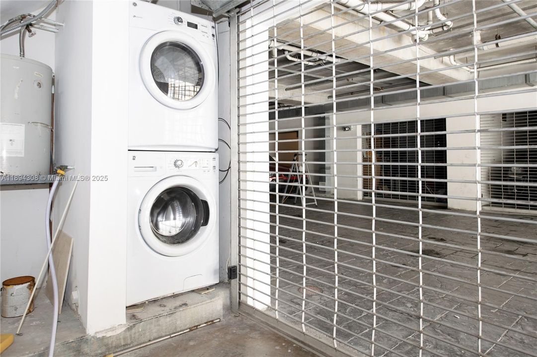 出租: $4,350 (2 贝兹, 1 浴室, 1100 平方英尺)